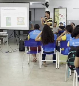 Prefeitura de Grossos realiza palestra educativa durante programação especial na Semana do Meio Ambiente