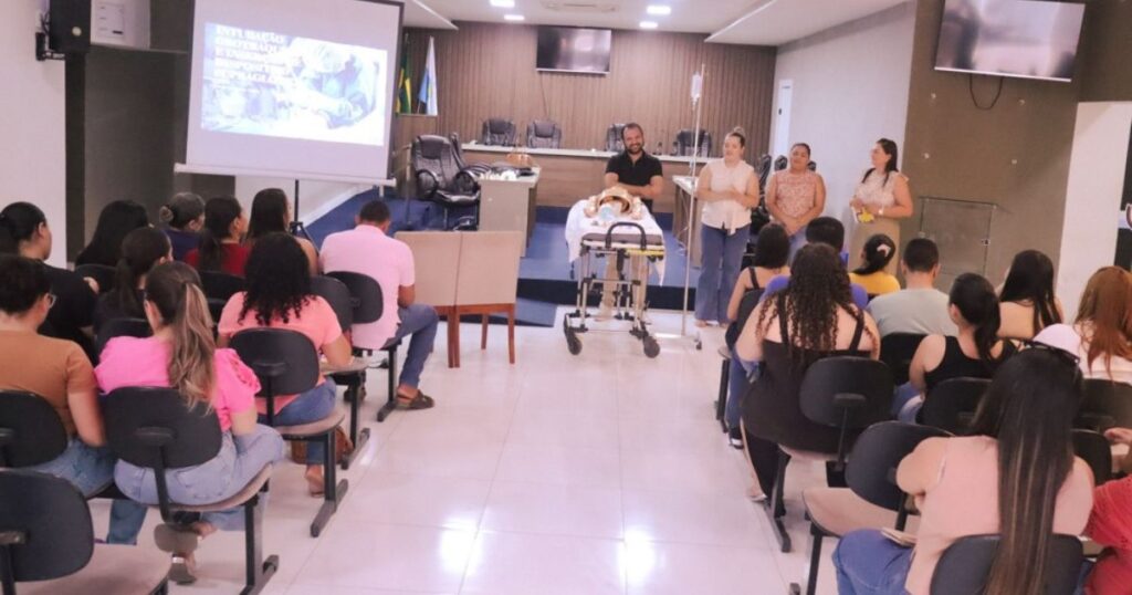 Capacita + Saúde promove qualificação de profissionais no Hospital Flaviana Jacinta