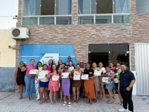 Capacita Grossos avança com entrega de mais certificados e palestra sobre educação financeira