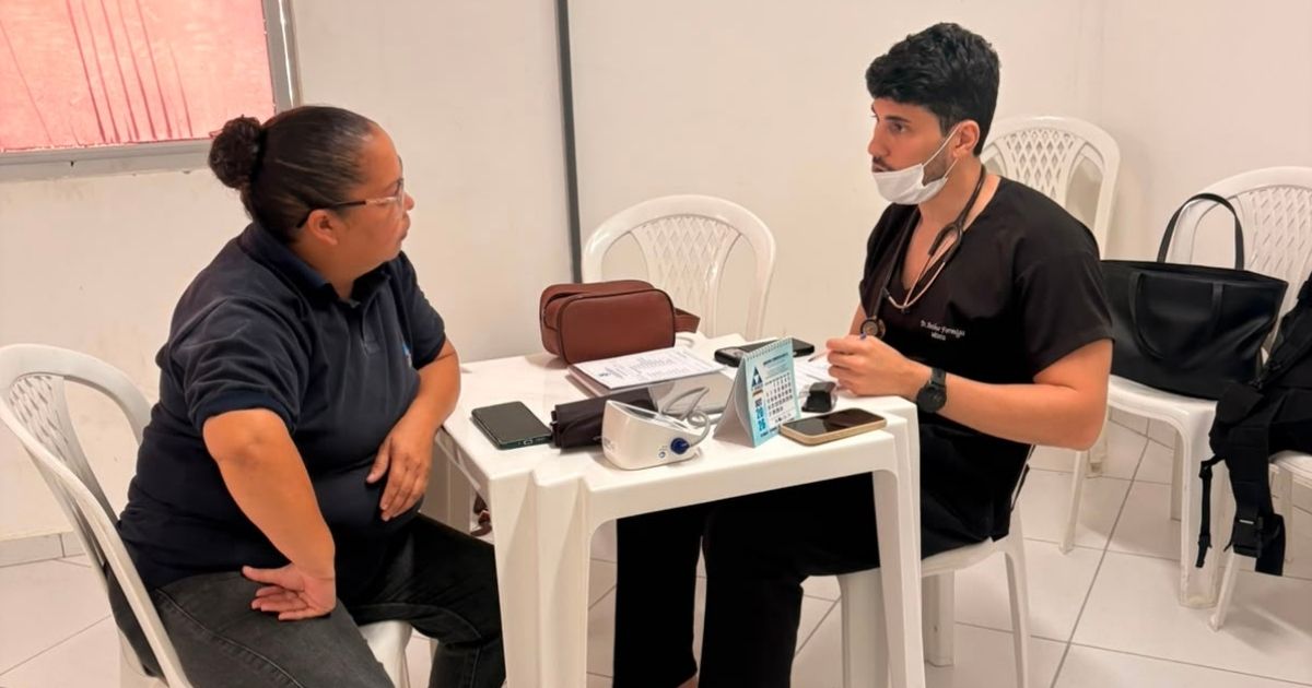 Secretaria de Saúde de Grossos leva ações de saúde para trabalhadores salineiros